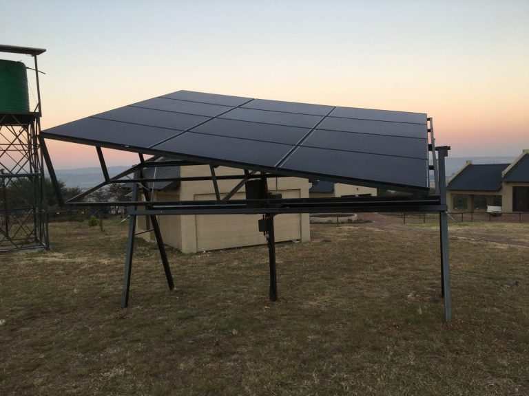 Solar installation - Frame and pannels